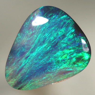 SOLID SEMI BLACK OPAL Bright crispy colours moving always